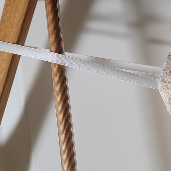 City triangles size 3 dress. - Picture 3 of 9